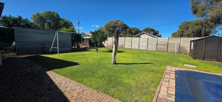 4 Bedroom Property for Sale in Hadison Park Northern Cape